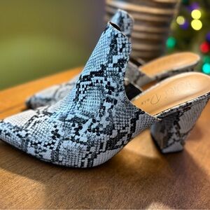 Wild Pair Black and Gray Snake Print Mules